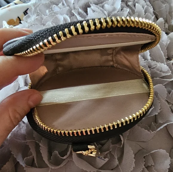 CUSTYPE Galaxy S23 Ultra Black Quilted Phone Case with Gold Zipper and Add Ons - Picture 6 of 11